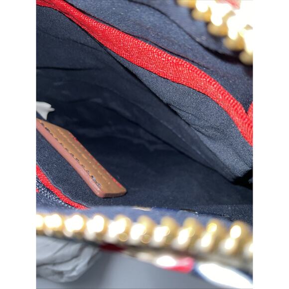 Tommy Hilfiger Crossbody hand bag NWT - Picture 4 of 8